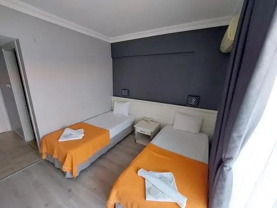 https://images.etstur.com/files/images/hotelImages/TR/68038/l/Dobra-Hotel-Oda-364084.jpg