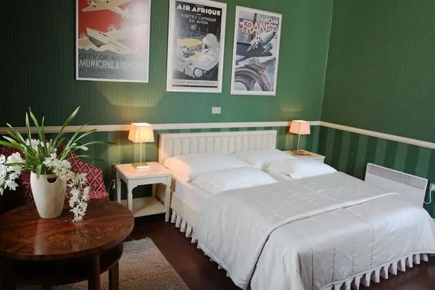 Comfort Tek Büyük Yataklı Oda