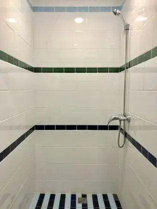 Ortak Ranzalı Oda, Sadece erkekler için