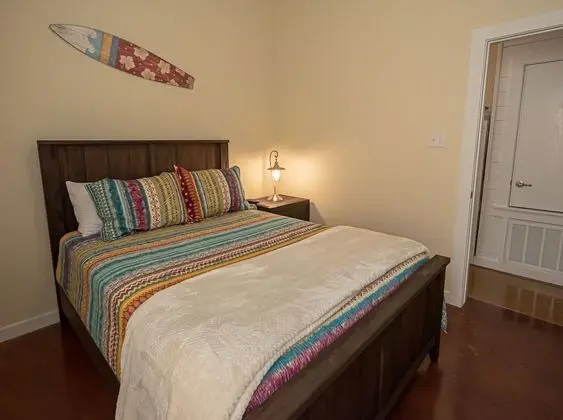 Ev, Birden Çok Yatak, Veranda, Havuz Manzaralı (Dock Holiday)