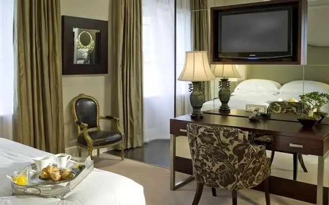 Luxury Oda, 1 En Büyük (King) Boy Yatak
