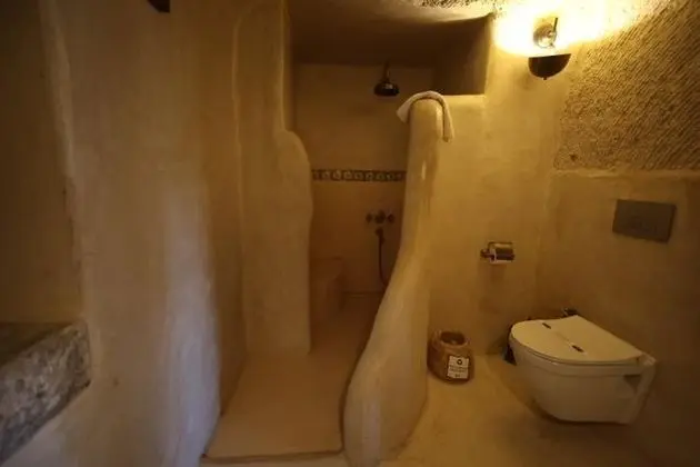 Deluxe Cave Suit, Bahçe Manzaralı, Şömineli