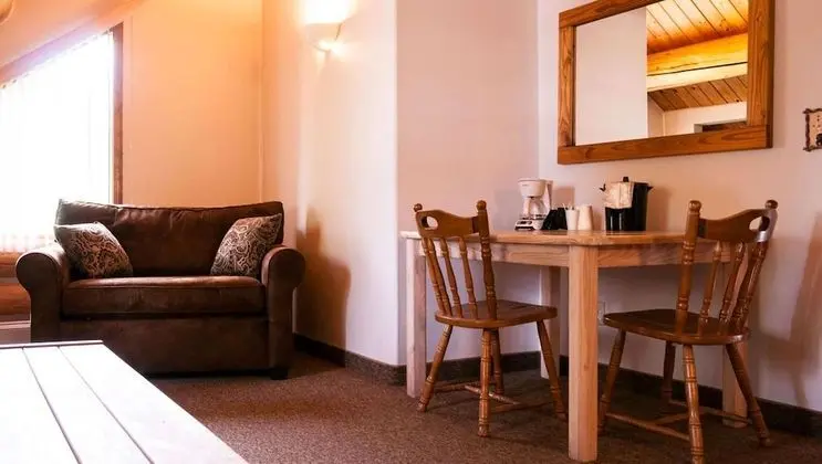 Deluxe Oda, 1 Büyük (Queen) Boy Yatak ve Çekyat, Sigara İçilmez (Non Pet Friendly)
