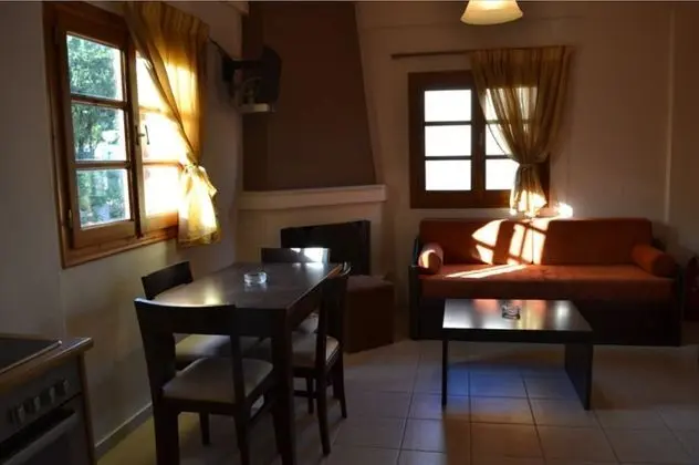 Kır Evi, Bahçe Manzaralı (for 4)