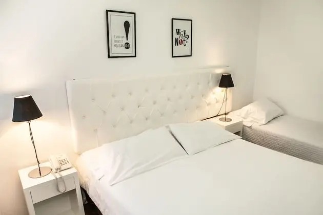 Standard Tek Büyük Yataklı Oda