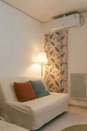 Basic Tek Büyük Yataklı Oda