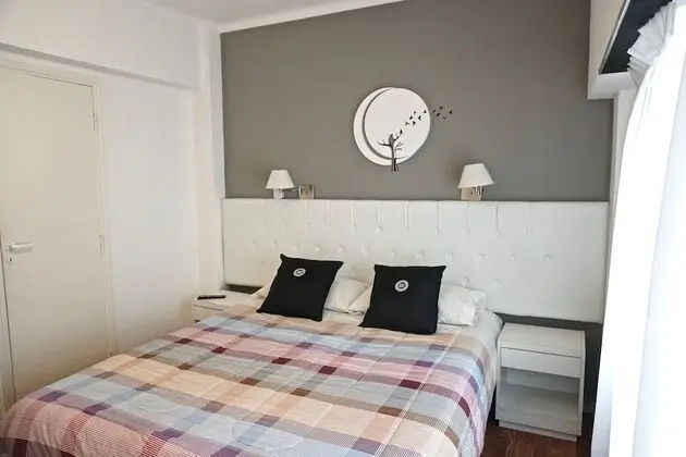 Tek Büyük Yataklı Oda, 1 Büyük (Queen) Boy Yatak