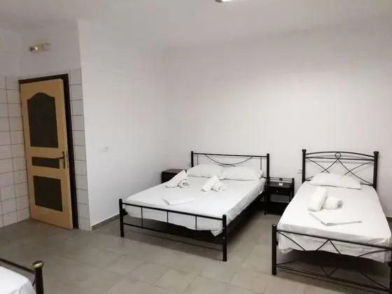 Deluxe Stüdyo, Birden Çok Yatak, Danışma, Havuz Manzaralı