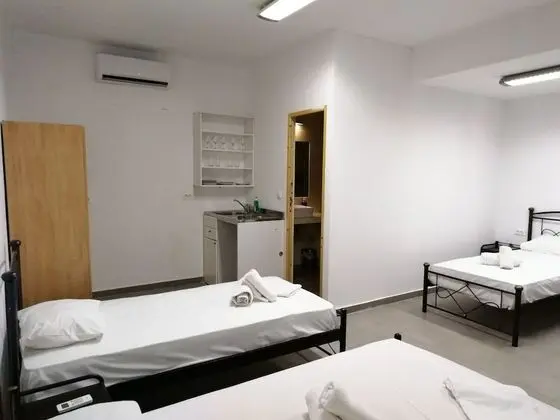Deluxe Stüdyo, Birden Çok Yatak, Danışma, Havuz Manzaralı