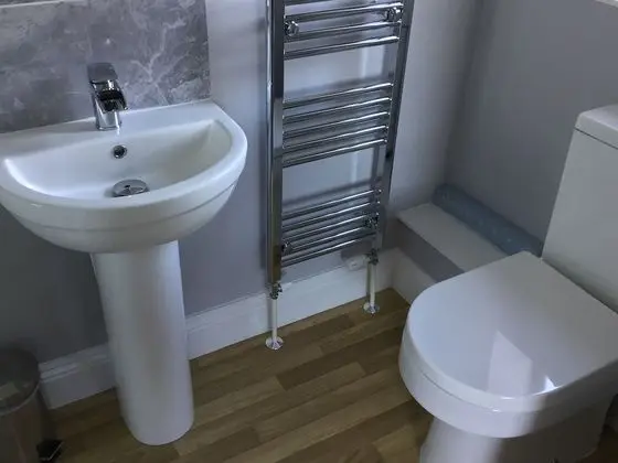 Deluxe Tek Büyük Yataklı Oda, Banyolu/Duşlu