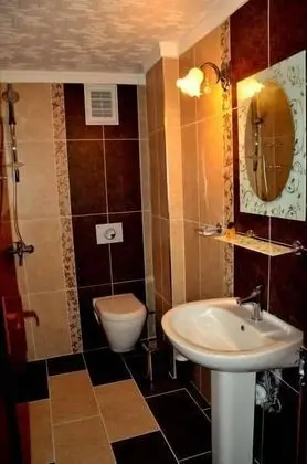 Deluxe Tek Büyük Yataklı Oda, Göl Manzaralı