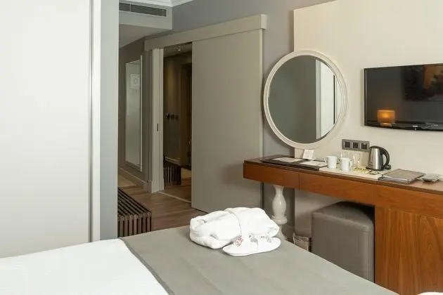 https://images.etstur.com/files/images/hotelImages/TR/51119/l/Doga-Thermal-Hotel-Oda-324335.jpg