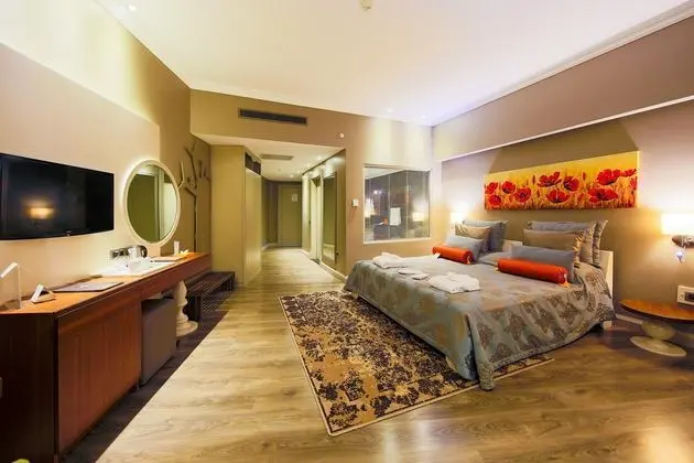 https://imagessl.etstur.com/files/images/hotelImages/TR/51119/l/Doga-Thermal-Hotel-Oda-147004.jpg