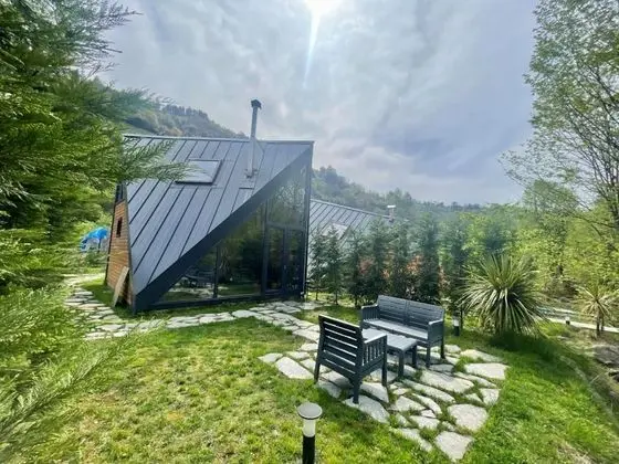 Bungalow, Dere ve Orman Manzaralı, Özel Bahçeli