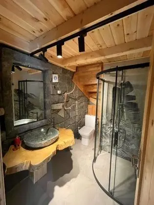 Jakuzili Şömineli Bungalow, Dağ Manzaralı, Şömineli ve Jakuzili