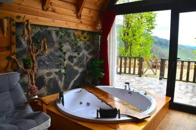 Bungalow 3 Kişilik Oda, Doğa Manzaralı, Jakuzili