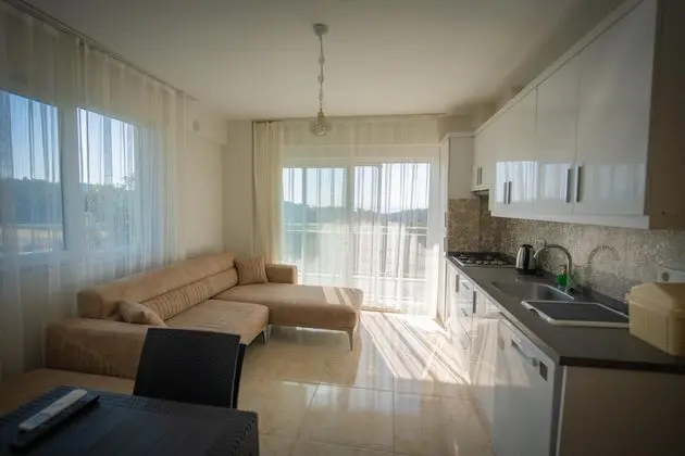 Aile Odası,Deniz Manzaralı,Balkonlu