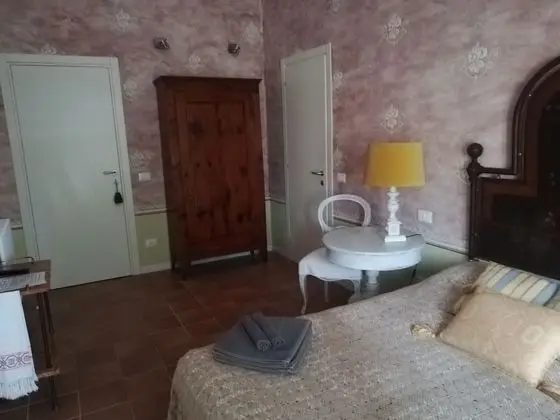 Design Tek Büyük veya İki Ayrı Yataklı Oda, Banyolu/Duşlu