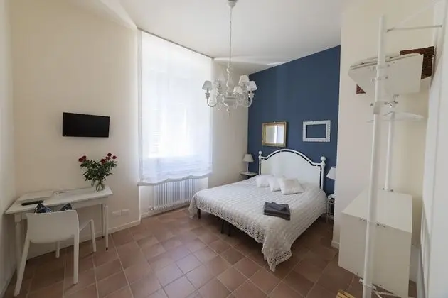 Design Tek Büyük veya İki Ayrı Yataklı Oda, Banyolu/Duşlu