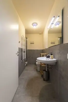 Design Tek Büyük veya İki Ayrı Yataklı Oda, Banyolu/Duşlu
