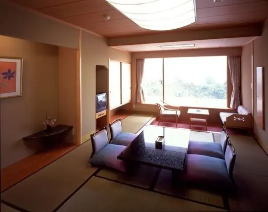 Traditional Oda (Japanese Style, for 5 People)