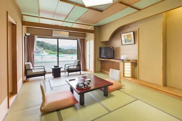 Traditional Oda, Sigara İçilebilir, Manzarasız (8~10Tatami-mat,Outlet,Run of House,HB)