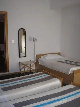 Üç Kişilik Oda