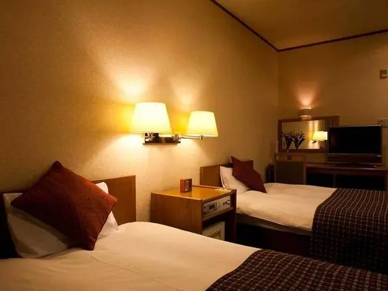 İki Ayrı Yataklı Oda, Sigara İçilmez