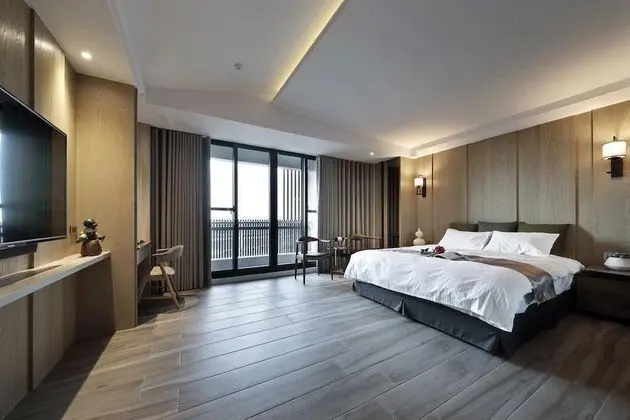 Deluxe Tek Büyük Yataklı Oda