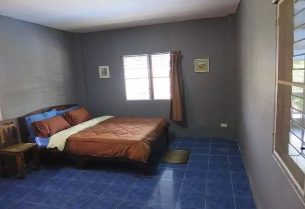 Double Room with Private Bathroom and Air Condition
