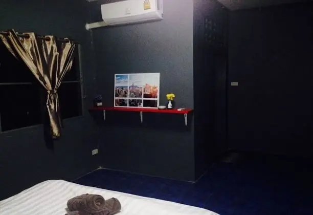 Double Room with Private Bathroom and Air Condition