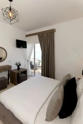 Tek Büyük Yataklı Oda, Balkon
