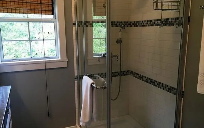 Süit, Özel Banyo (Ederington Suite)