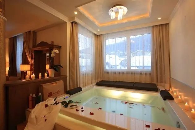 Luxury Süit, Sıcak Su Havuzu (Spa Suite)