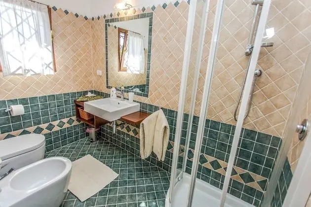 Classic Tek Büyük Yataklı Oda