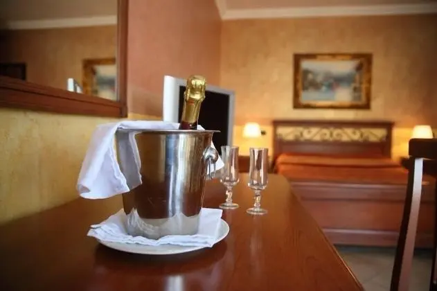 Tek Büyük veya İki Ayrı Yataklı Oda