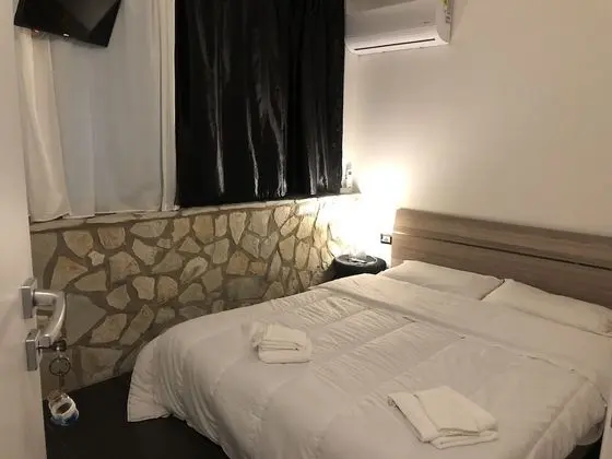 Classic Sıra Ev, 1 Büyük (Queen) Boy Yatak