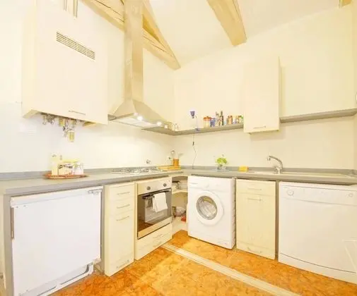 Apart Daire, 2 Yatak Odası, Kanal Manzaralı