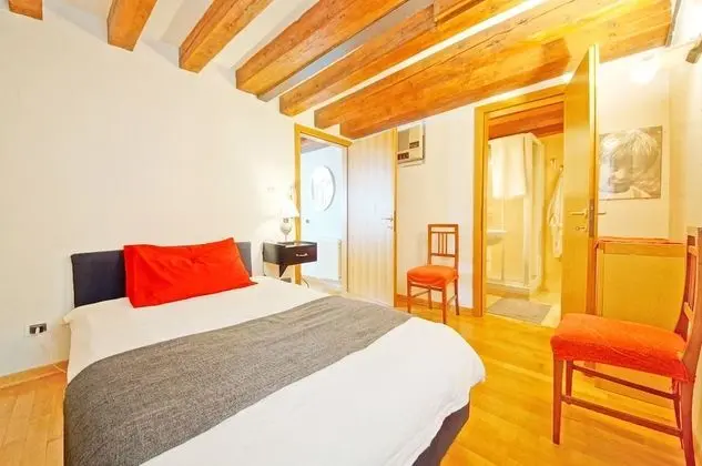 Dubleks, 2 Yatak Odası, Kanal Manzaralı, Bahçeli