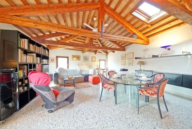 Dubleks, 2 Yatak Odası, Kanal Manzaralı, Bahçeli