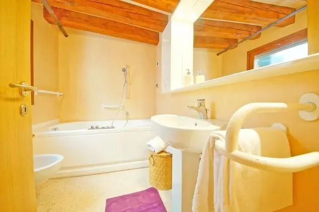 Dubleks, 2 Yatak Odası, Kanal Manzaralı, Bahçeli