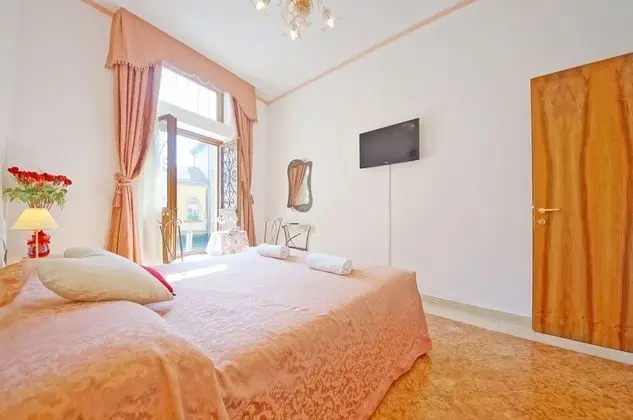 Apart Daire, 1 Yatak Odası, Kanal Manzaralı