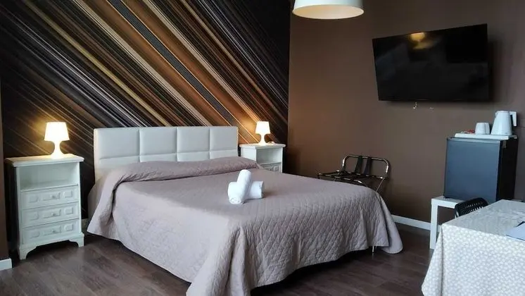 Üç Kişilik Oda, Balkon (82)