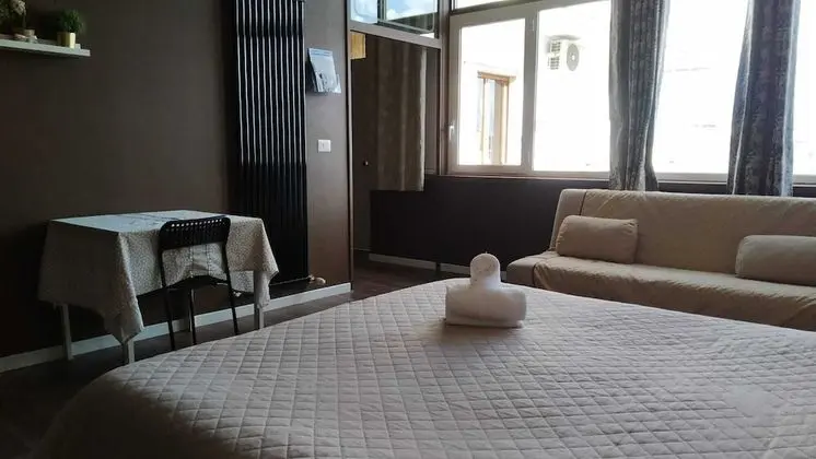 Üç Kişilik Oda, Balkon (82)