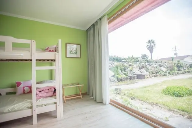 Comfort Ortak Ranzalı Oda, Karma Ranzalı Oda (4 Person Room)