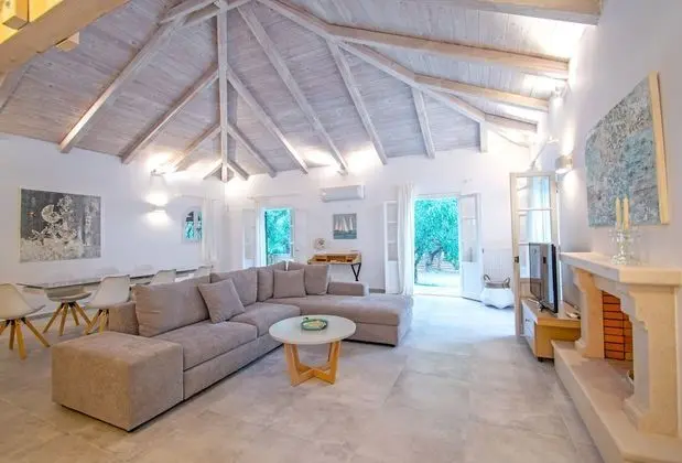 Deluxe Villa