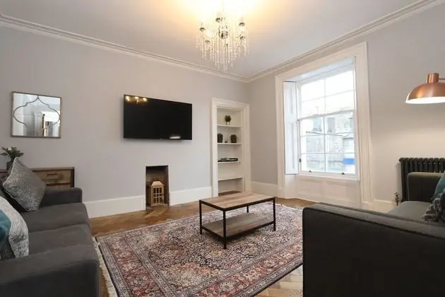 Deluxe Apart Daire, Birden Çok Yatak