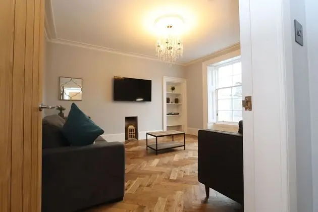 Deluxe Apart Daire, Birden Çok Yatak