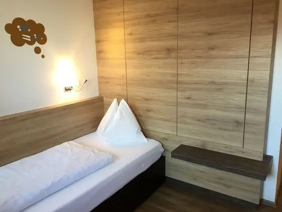 Basic Tek Kişilik Oda, 1 Yatak Odası, Ek Bina