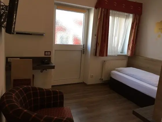 Basic Tek Kişilik Oda, 1 Yatak Odası, Ek Bina